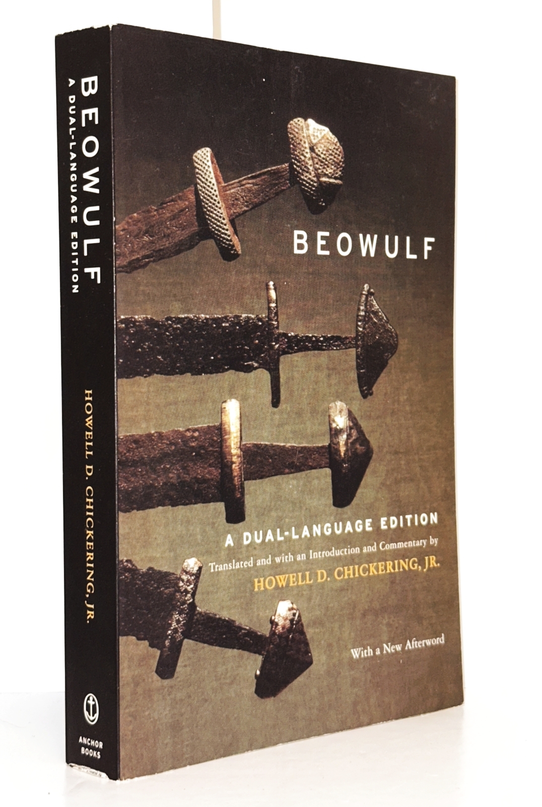 Beowulf: A Dual-language Edition